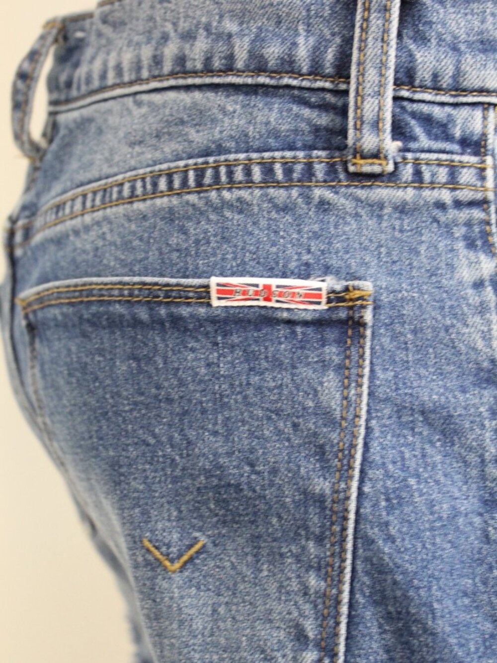 Hudson Gracie Denim Shorts 26 Mid Rise Raw Hem Cutoff Medium Wash Summer - Picture 6 of 12